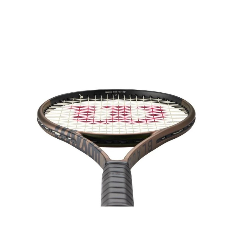 Wilson Blade 98 V8 16x19 Tennis Rackets kopen bij All in Tennis